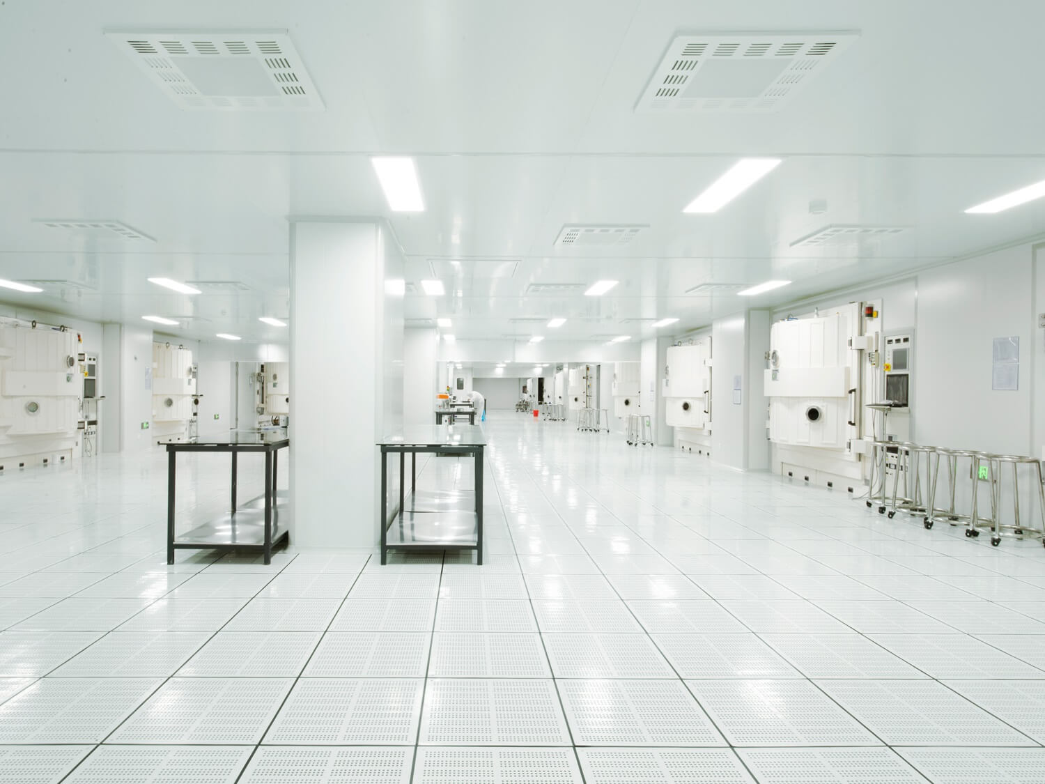 凈化廠房工程難做嗎?有資質(zhì)的施工團隊怎么找?